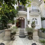 (Giảm giá) Biệt thự đẹp Thảo Điền, có hồ bơi, DT 303.7m2 - 14x25m, Hầm 3 Tầng