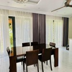 Khan Hiếm, Biệt thự ngay Trần Não, Q.2, DT 278m2, nhà mới 2 tầng + sân vườn