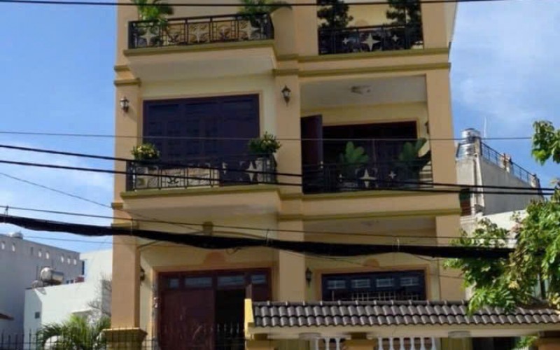 Bán Biệt Thự Mặt Tiền Trần Thái Tông- P. 15 Q.Tân Bình- 10,4x33,5m- 4 Tầng- Giá 68 tỷ