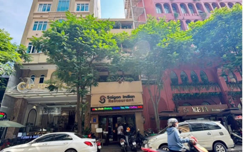 Bán nhà 26 Lê Anh Xuân. Diện tích: 5m x 15m, trệt + 4 lầu. Giá bán: 99 tỷ