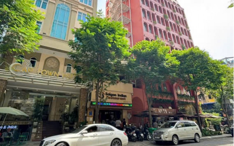 Bán nhà 26 Lê Anh Xuân. Diện tích: 5m x 15m, trệt + 4 lầu. Giá bán: 99 tỷ