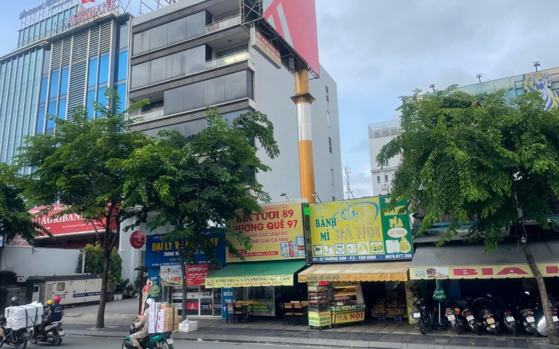 Bán Nhà Mặt Tiền 22 Trường Sơn, Khu Sây Bay, 13m x 23m, CTXD: 14 Tầng