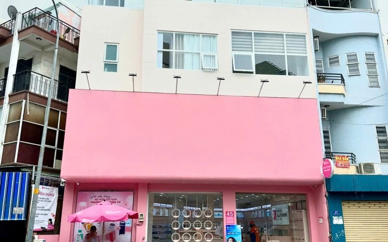 Bán Nhà Mặt Tiền 45 Út Tịch, Khu Hoàng Biệt, 11m 12m, 4 Tầng, HĐT 50 triệu