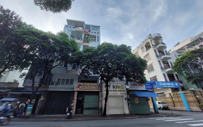 Bán nhà MT đường Phổ Quang, Tân Bình. DT: 8.3m x 20m. NH: 10.3m. KC: 3 tầng. Giá chỉ: 35 tỷ (190tr/m2 )