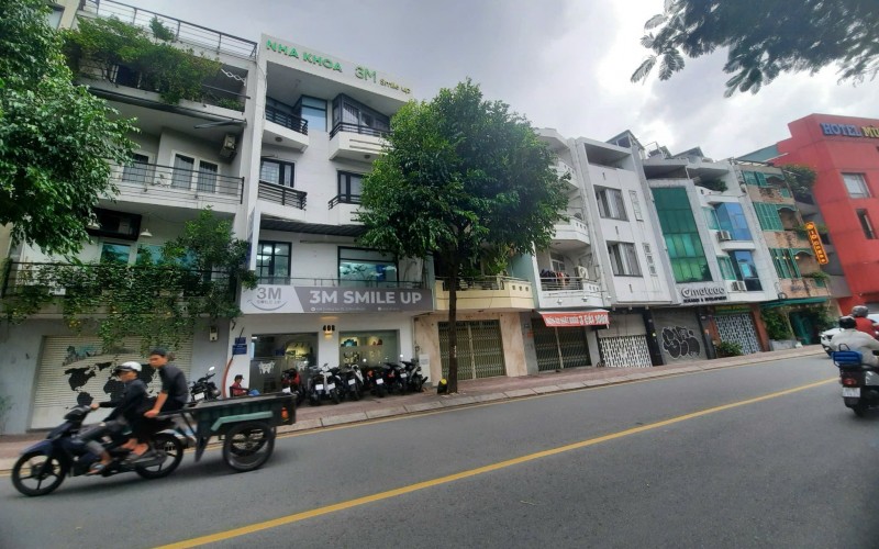 Bán nhà MT Hoàng Sa, Quận 3 - DT: 7x14m - CN: 90m2 - 6 tầng - HĐT: 70tr/th - giá 32 tỷ