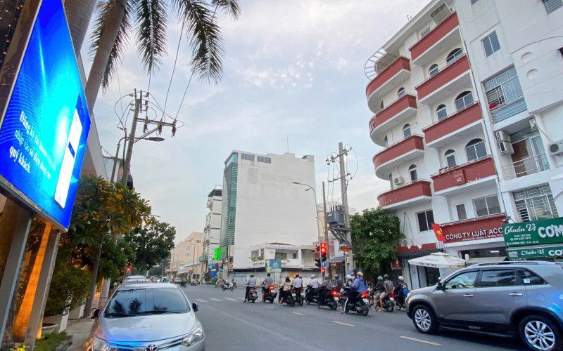 BÁN NHÀ MT HOÀNG VIỆT, TÂN BÌNH - 4,7X20M - CN: 80M2 - 6 TẦNG - HĐT: 75TR/TH - GIÁ 30 TỶ