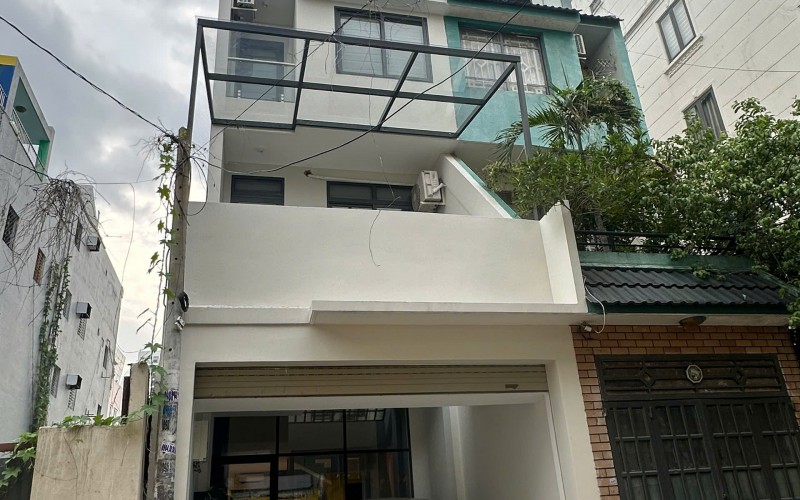 Bàn Nhà ngay Mặt Tiền Hoàng Văn Thụ Quận Phú Nhuận. 4m x 18,5m. 4 Tầng + TM. Giá 21 Tỷ