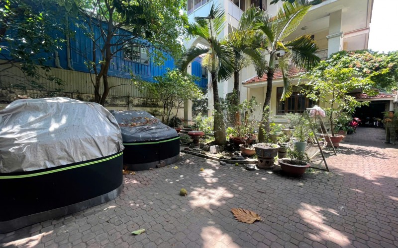 Biệt Thự Khu 64 Phổ Quang, P2, Tân Bình, 15m x 30m, 3 Tầng, Sân Vườn. full nội thất.