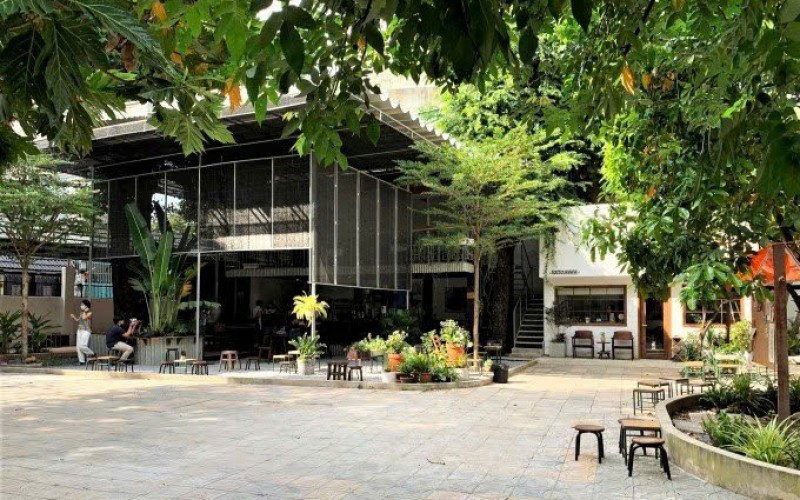 DT LƠN 30x48m ĐANG KD QUÁN CF SÂN VƯỜN, KC HẦM+8 TẦNG. GIÁ BÁN CỰC TỐT 120 TỶ