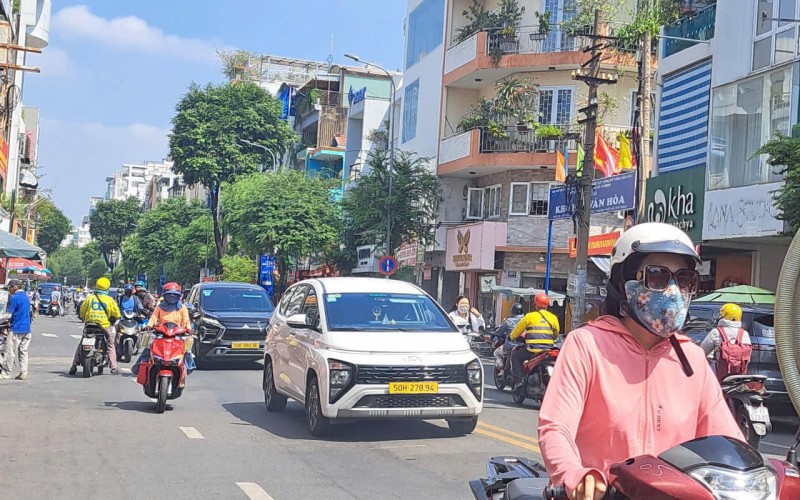 HÀNG HIẾM ! Bán nhà 3 Mặt Tiền Võ Văn Tần Quận 3. 4 Tầng. Đoạn Cực Đẹp. Giá 29 Tỷ 500