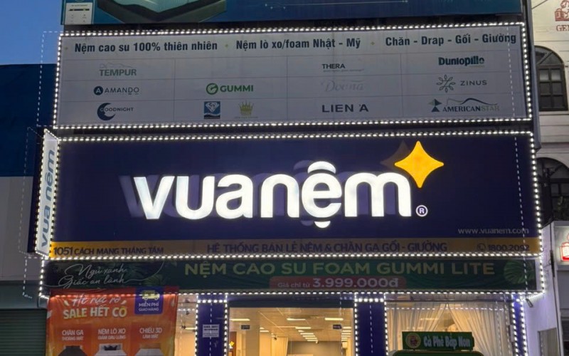 Perfect ! Bán nhà Mặt Tiền Cách Mạng Tháng 8 P.7 Quận Tân Bình. DT 11,2m x 24m. HĐT 185tr/th. Giá 87 Tỷ thương lượng