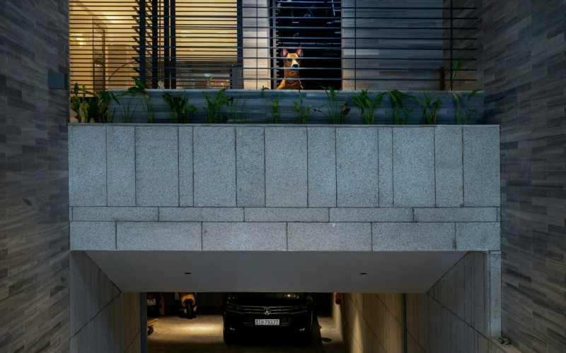 Quá Đẳng Cấp ! Bán nhà Mặt Tiền Lê Văn Huân P.13 Quận Tân Bình. 7m x 24m. Hầm 5 Tầng (Thang Máy). Giá 47 Tỷ