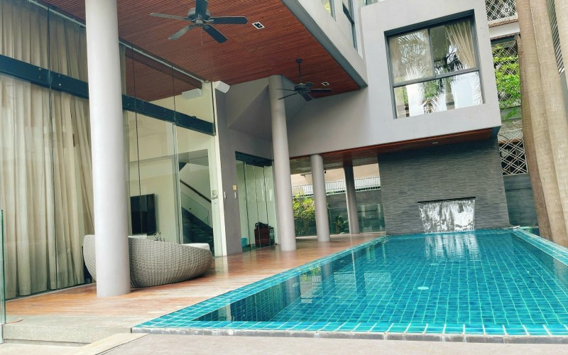 Siêu phẩm - biệt thự compound River Mark Trần Não, Quận 2 - 15x20m - Hầm 4 tầng hồ bơi - giá 100 tỷ