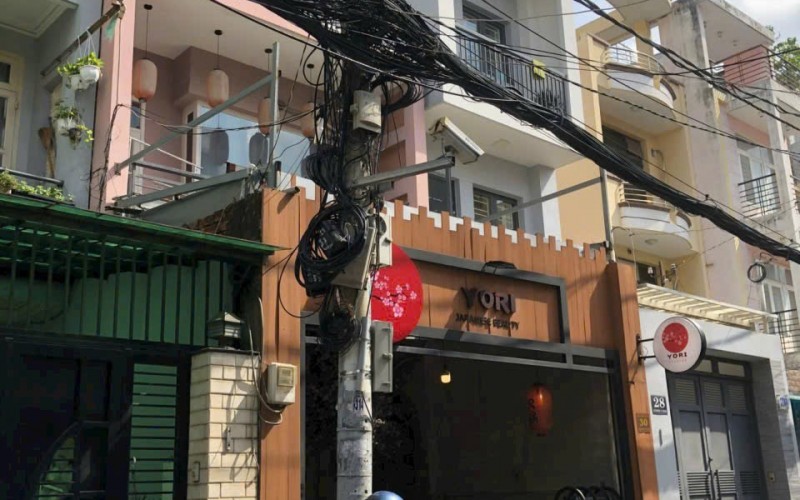 Siêu vị trí mặt tiền Nguyễn Đình Chính. 5x22m. 25 tỷ