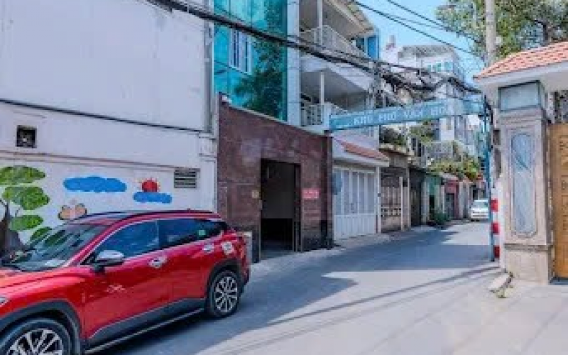 Tòa CHDV Phan Thúc Duyện |  5,5x18m | 5 Tầng | Thuê: 120tr/tháng |