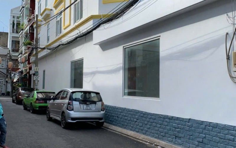 Tòa Nhà Góc 2MT 175A Phan Huy Ích, Tân Bình, 4,5m x 24m, 6 Tầng Thang Máy, HĐT 60 Triệu