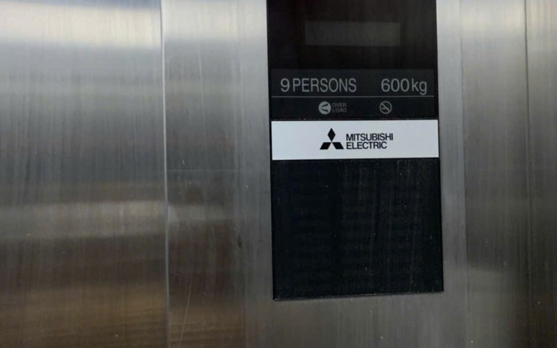 Tòa Nhà Góc 2MT 175A Phan Huy Ích, Tân Bình, 4,5m x 24m, 6 Tầng Thang Máy, HĐT 60 Triệu