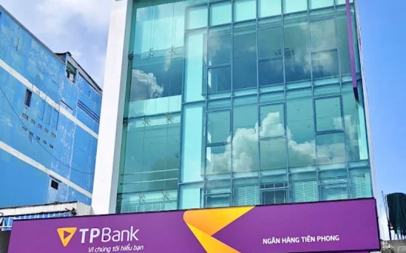 Tòa nhà VP 433 Cộng Hòa | 11x24m | Hầm 6 Tầng | HĐT: 260tr/tháng |