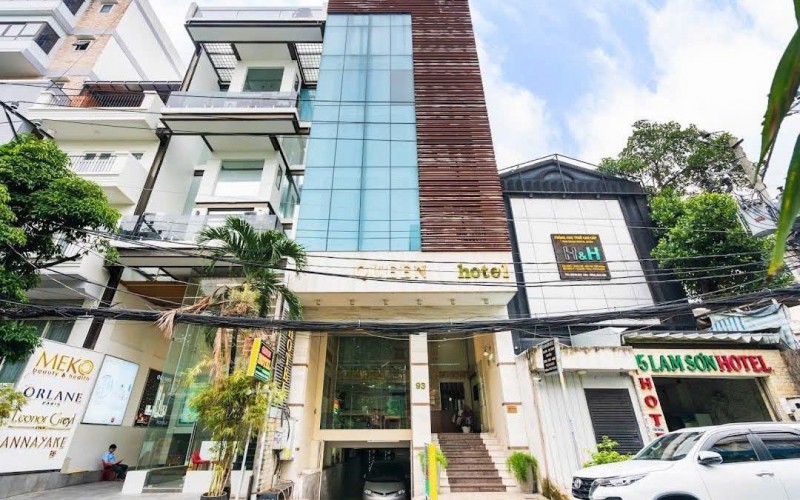 Tuyệt Vời ! Bán Toà Khách Sạn Mặt Tiền Lam Sơn Quận Tân Bình. 7m x 26m. Hầm + 6 Tầng  + ST. HĐT 240tr/th. Giá 90 Tỷ