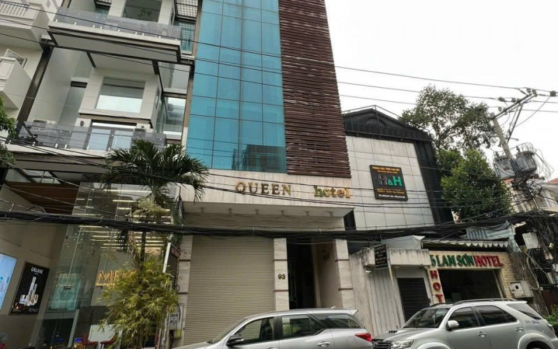 Tuyệt Vời ! Bán Toà Khách Sạn Mặt Tiền Lam Sơn Quận Tân Bình. 7m x 26m. Hầm + 6 Tầng  + ST. HĐT 240tr/th. Giá 90 Tỷ